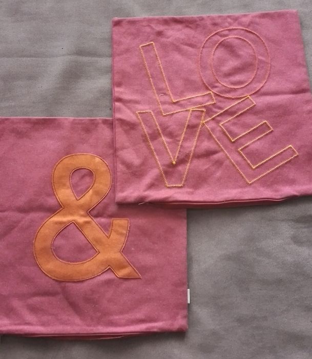 Покривка за маса, калъфки за възглавници