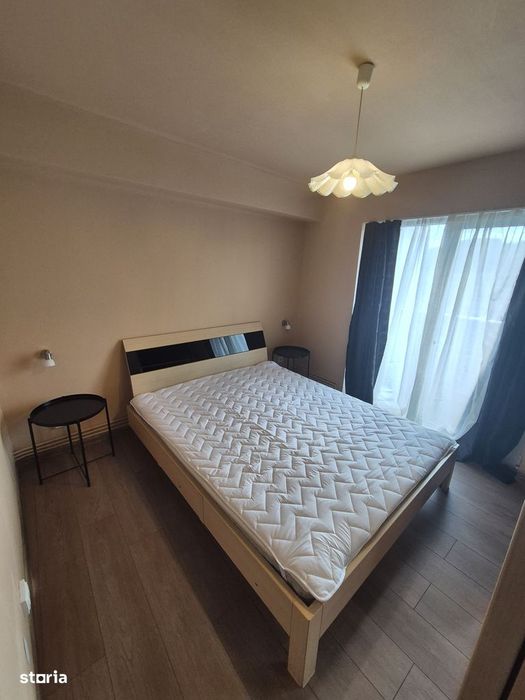 Vand apartament 3 camere Micro 4