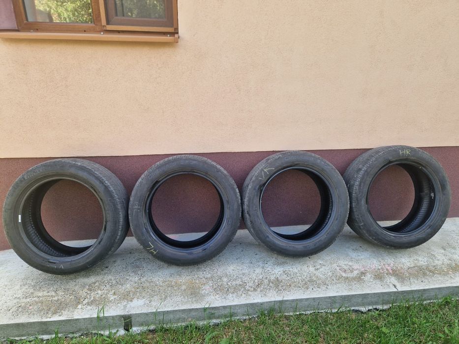 Vand 4 anvelope Pirelli 245/50 R18 de vara