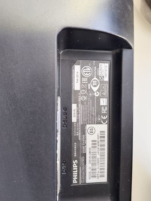 Монитор 19 дюймов