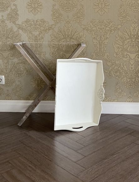 Столик сервировочный