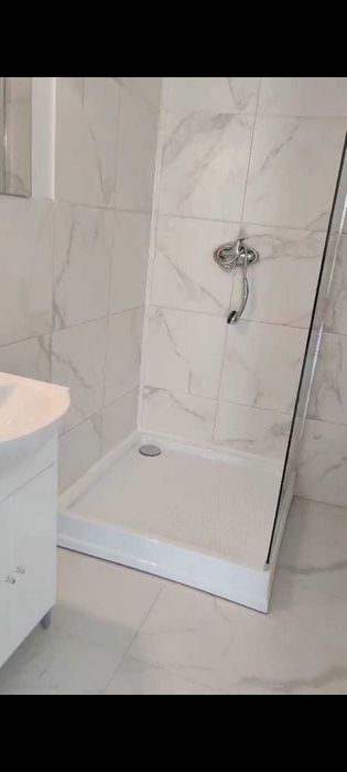 Închiriez garsoniere cf 1 sporit– 50 mp – Sector 4, Strada Sinei, aproape de Dedeman