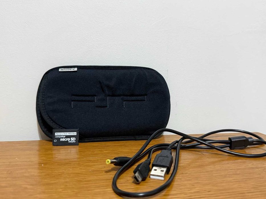 Sony PSP 1000 Black Modat ARK-5 | Card 64GB SanDisk | Baterie Nouă + Accesorii
