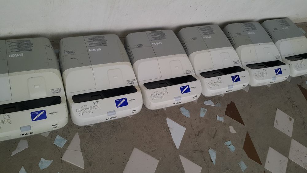 EPSON Proektor. { Проектор }. 100% ORIGINAL.