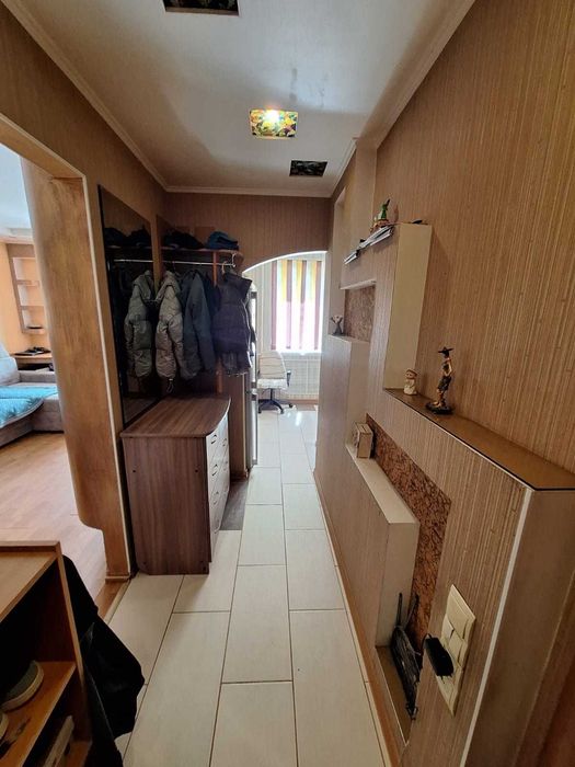 продам 1 комнатную квартиру