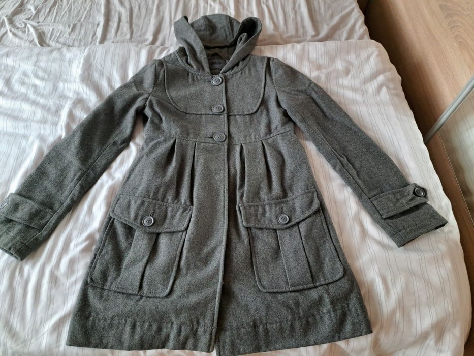 Пролетно-есенно  дамско палто