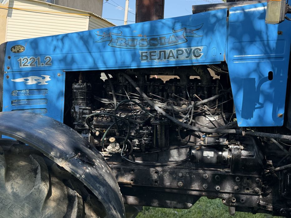 1221.2 Беларус Трактор