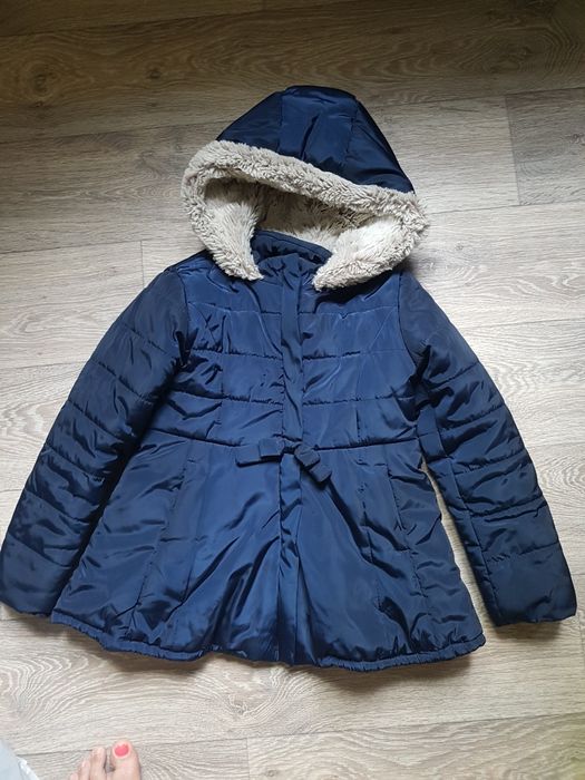 Куртки на девочку