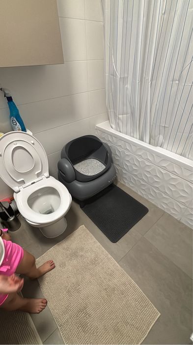 Litiera automata Neakasa ca noua