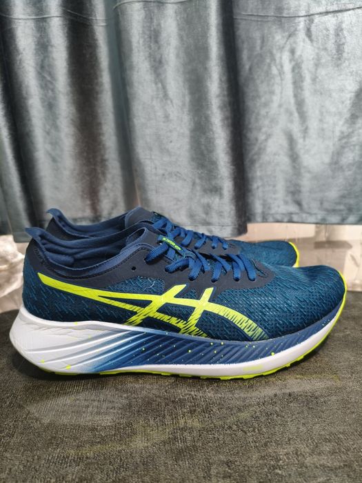 Оригинальные кроссовки Asics Magic Speed