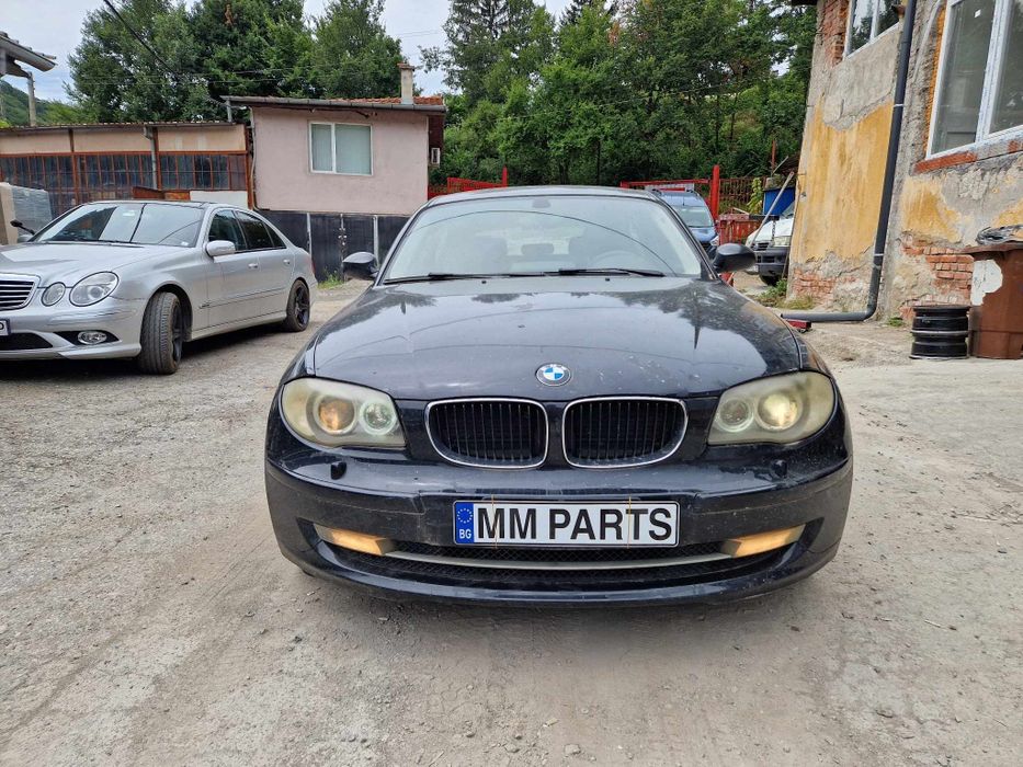 BMW E87 118D 143кс ксенон рекаро CIC навигация ръчка НА ЧАСТИ!