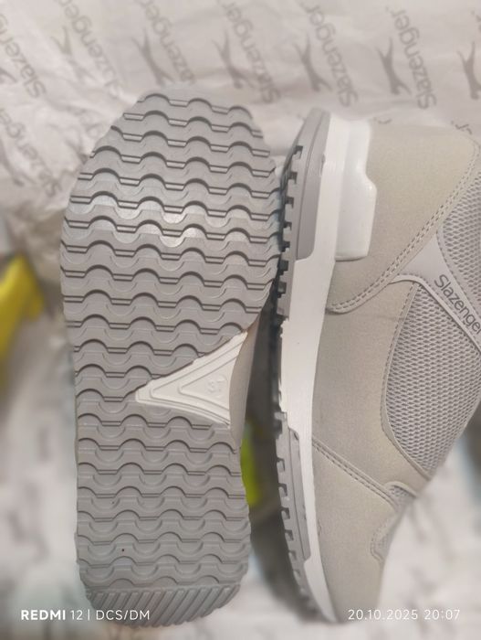 Нови дамски маратонки Slazenger