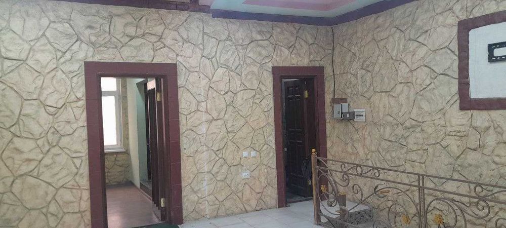 Квартира сотилади 4 хона Янги бозорда