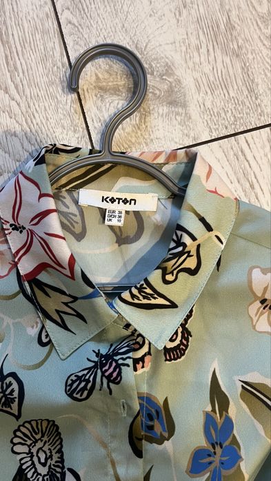 Продам женскую блузку