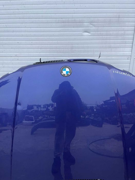 Capotă BMW E46 Compact – 2003 – SH – Cu Mici Defecte