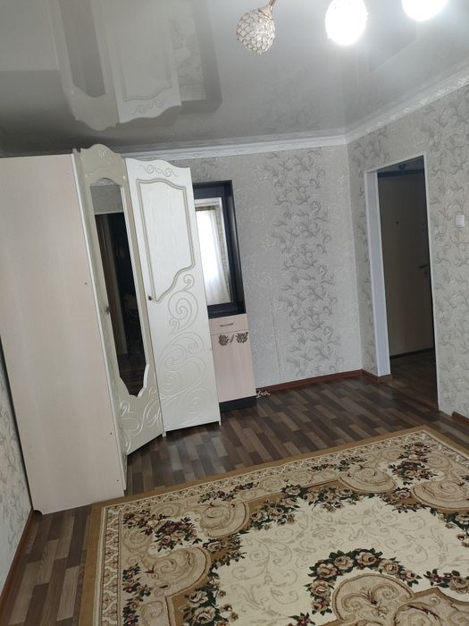 Продам 1комм квартиру