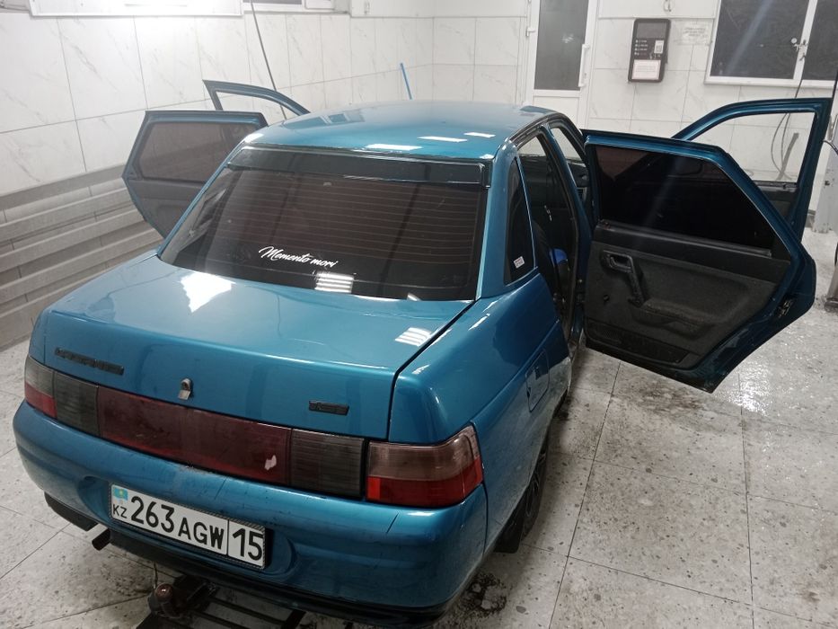 Продам Ваз 2110 инжектор