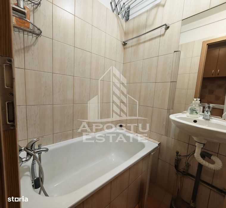 Garsoniera de inchiriat, bloc de apartamente, Torontalului, Timisoara