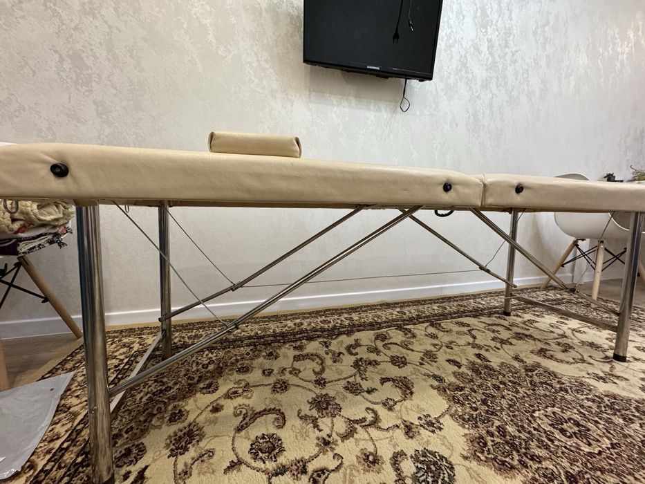 Кушетка новая.