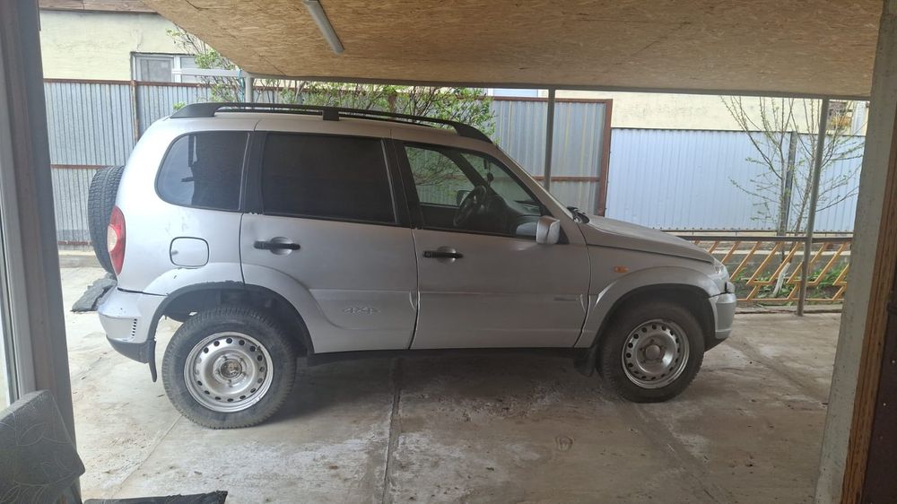 Продам Нива Шевролет