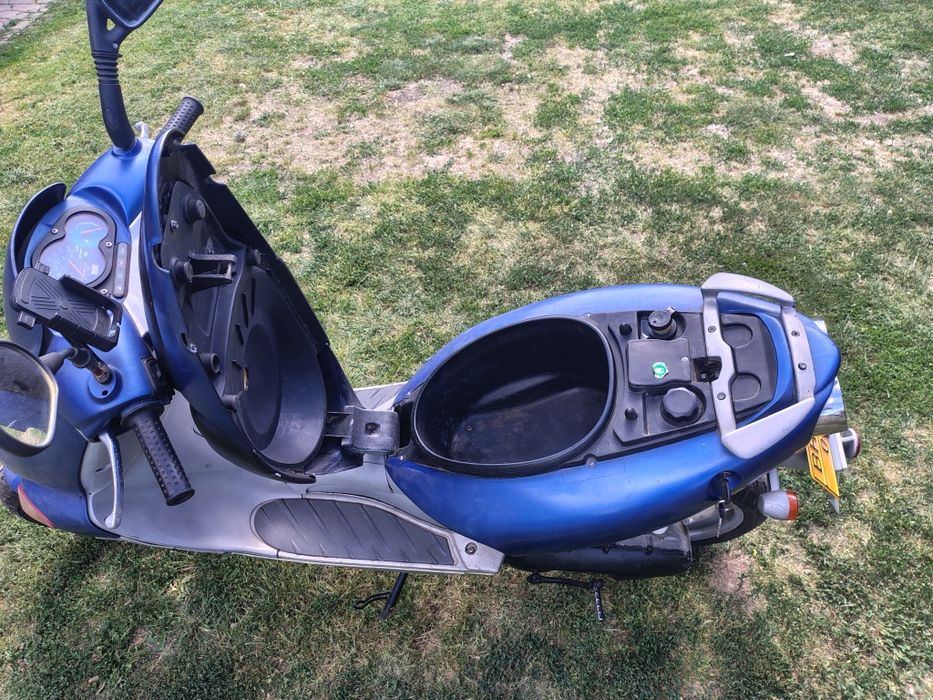 Scuter Aprilia MZ01 49cmc