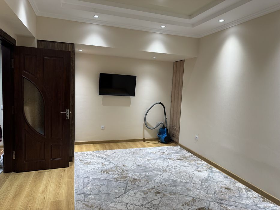 Сдаю свою 2х комнатную квартиру на м Ойбек