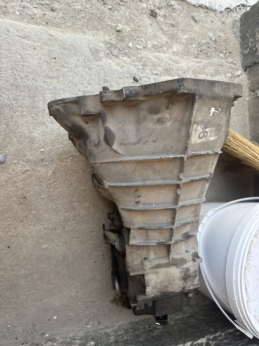 Коробка мерседес 190