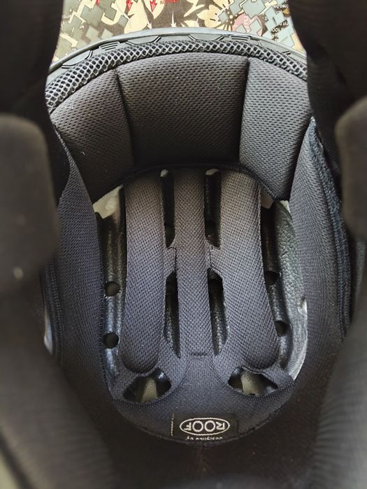 Каска за мотор Roof RO200 Carbon
