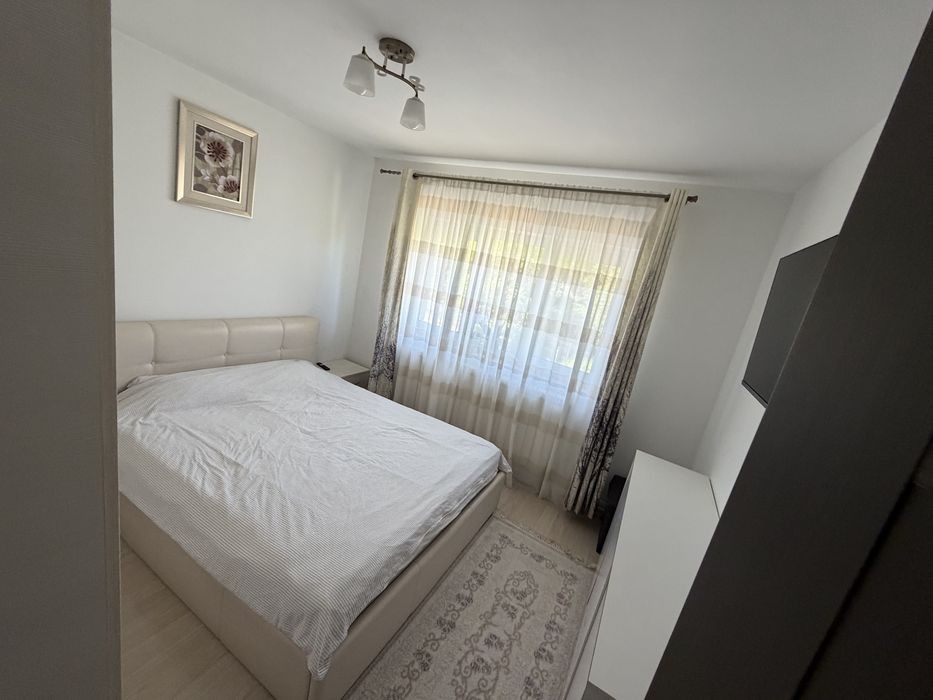 Apartament cu 3 camere, zona centrala