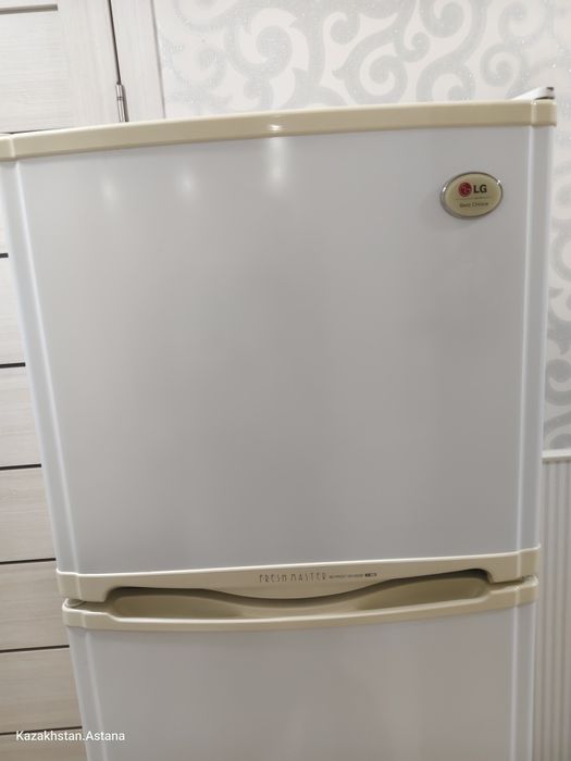Холодильник LG Fresh Master 2х камерный