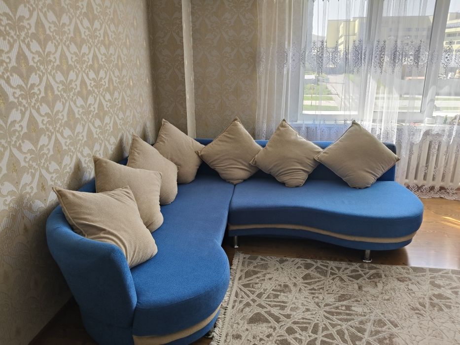 Срочно продам диван!