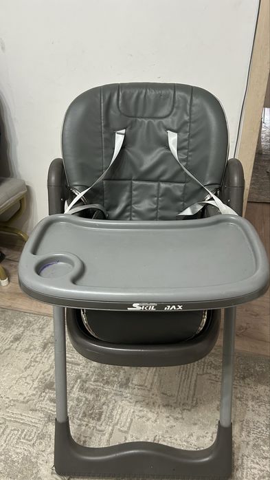 Продам детский почти новый стульчик