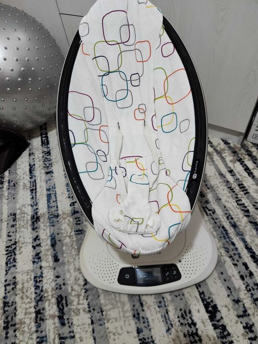 4moms (mamaRoo 4.0) — электронная люлька-качалка