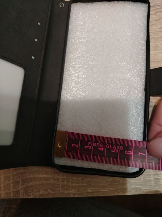 Чисто нов калъф за телефон