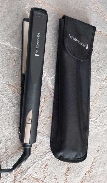 Placa ceramica de indreptat parul Remington 230