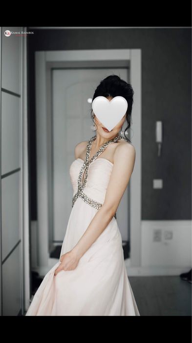 Вечернее платье,на выпускной.