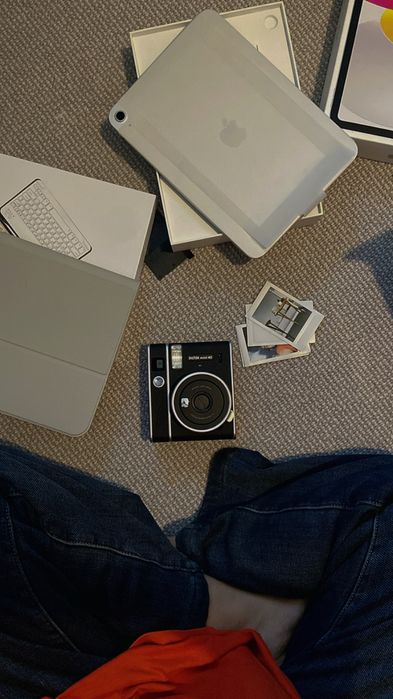 Fujifilm Instax Mini 99 (чёрный)