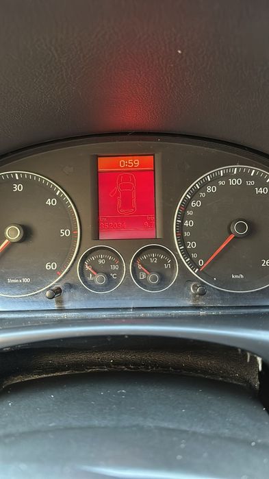 Volkswagen Touran 2009 1.9 TDI – DPF activ – fiabilă