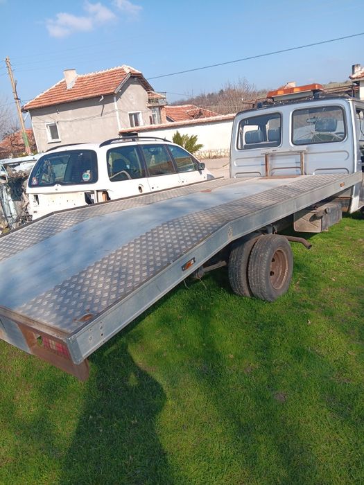 Продавам платформа за каросерия