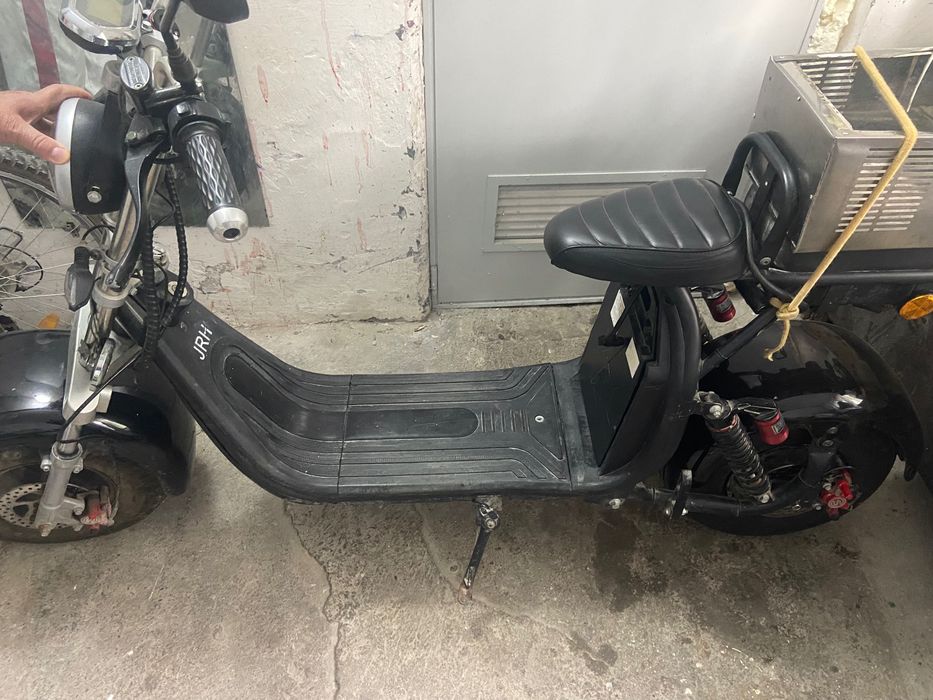 Scuter electric JRH - fără permis