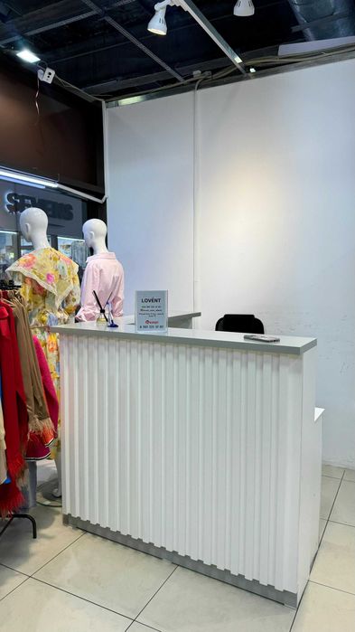 Стойка-ресепшн б/у