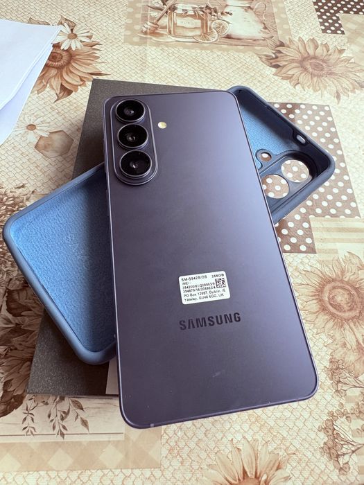 НОВ ! Samsung S26 256 GB