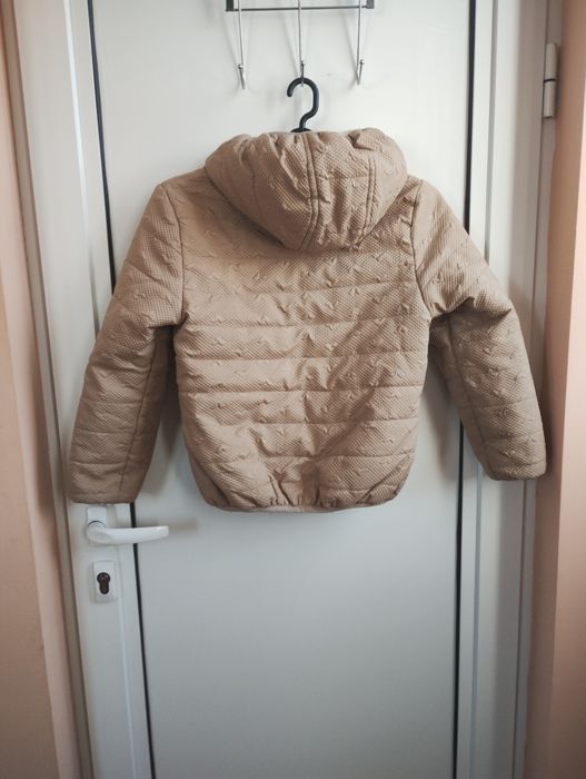 Кожени и дънкови якета и елече за момиче