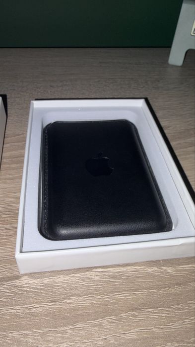 Apple magsafe clear case Iphone 17 &wallet