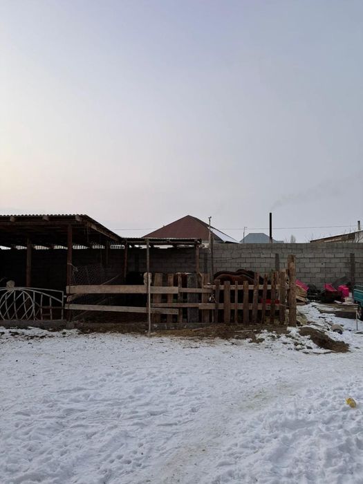 Уй сатылады жаңадан соғылған