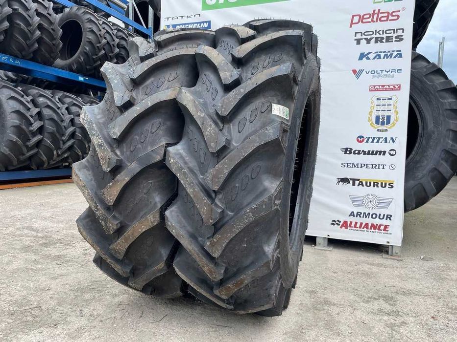 Marca BKT 16.9-28 cauciucuri noi cu 12 pliuri pentru tractor spate