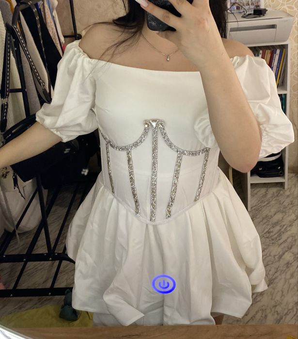 продам вечернее белое платье