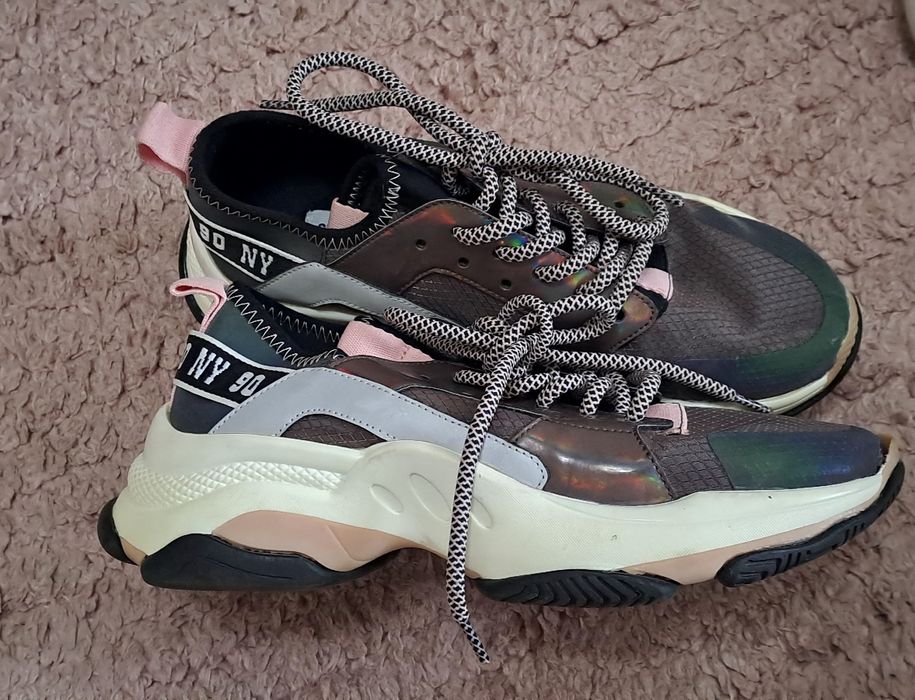 Дамски маратонки