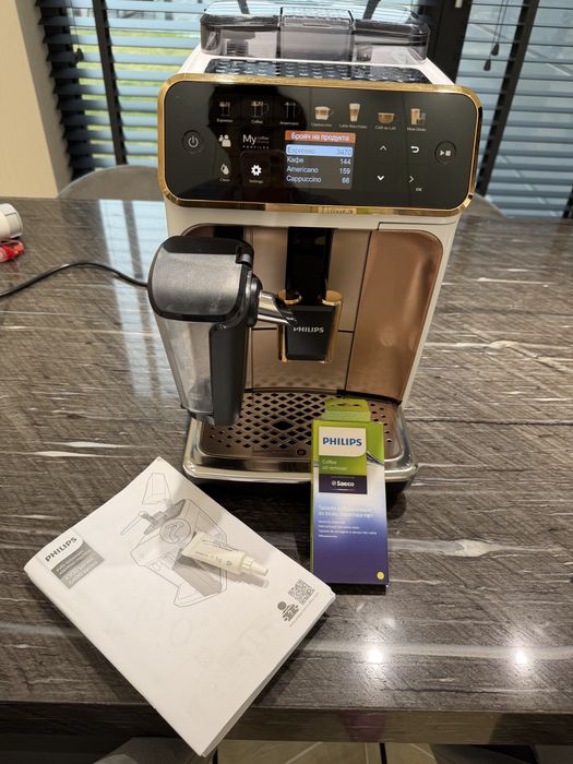 Автоматична кафемашина Philips Серия 5400 EP5443/70