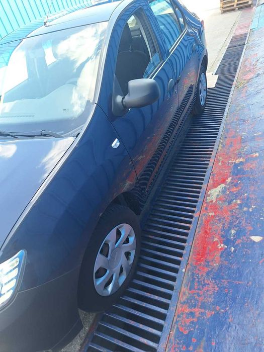 Dacia Logan 2019;  14.600Km